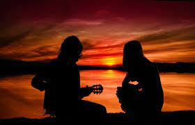Beneficios de Aprender a Tocar la Guitarra